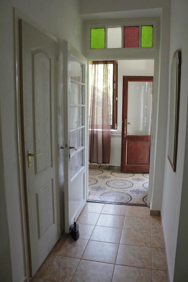 Villa Hársfák Mezokovacshaza Esterno foto