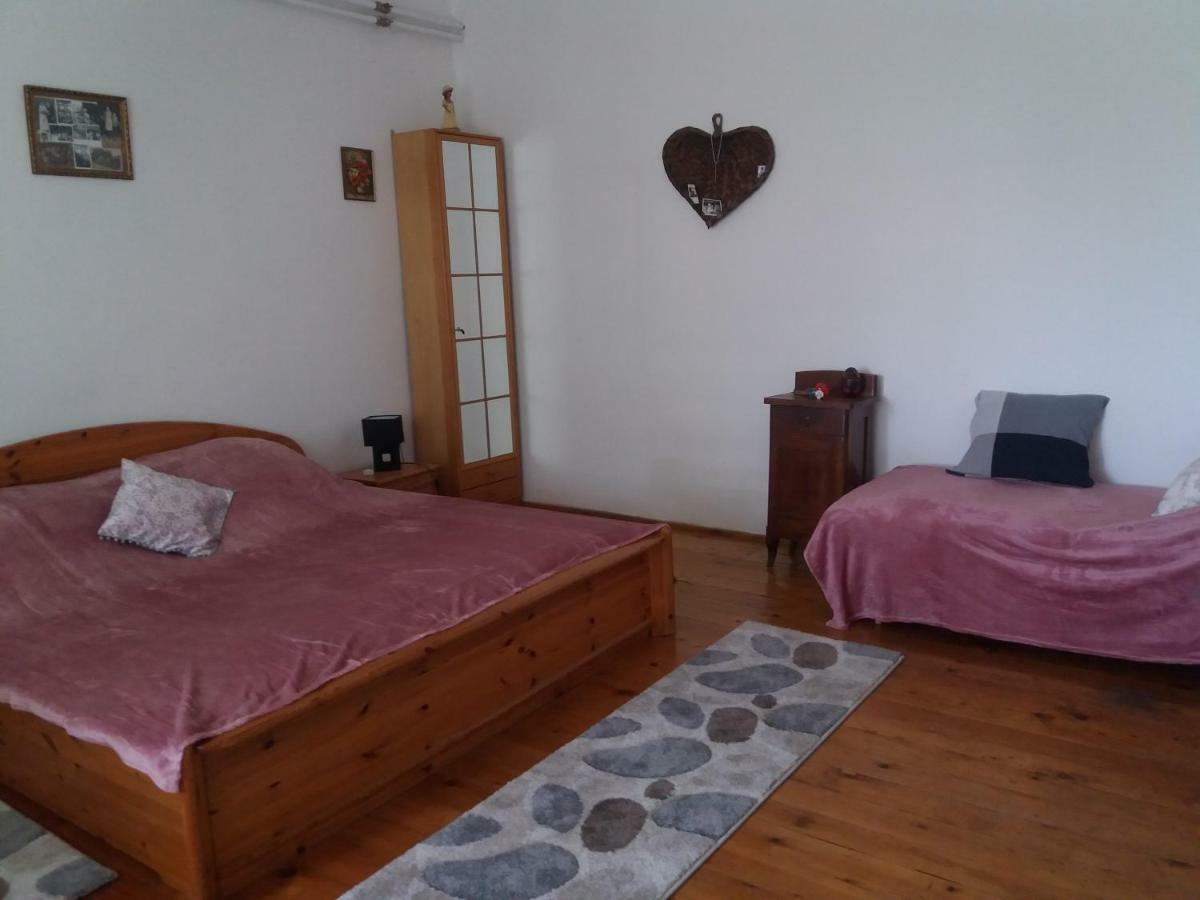 Villa Hársfák Mezokovacshaza Esterno foto